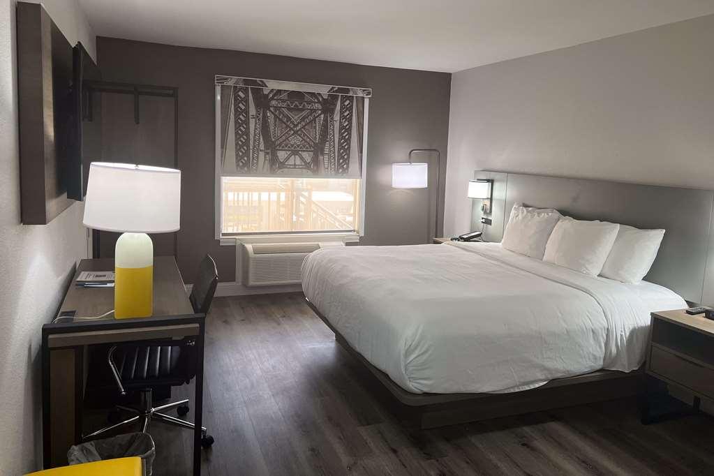 Comfort Inn & Suites Houston West-Katy Room photo